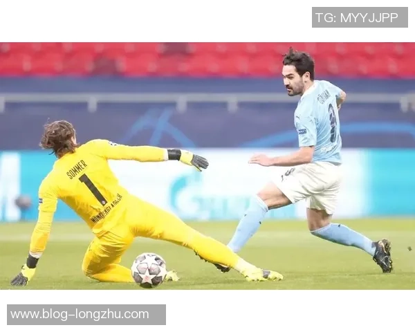 曼城与门兴激战正酣赛场比分揭晓引发热议